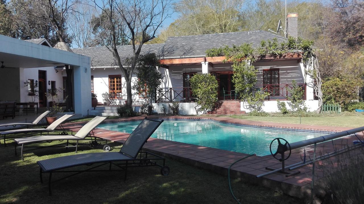 Waterfall Cottages Johannesburg Exteriör bild